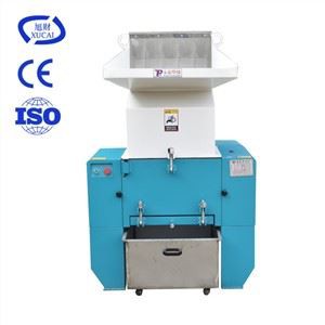 Jäätmed plastist pudel purusti